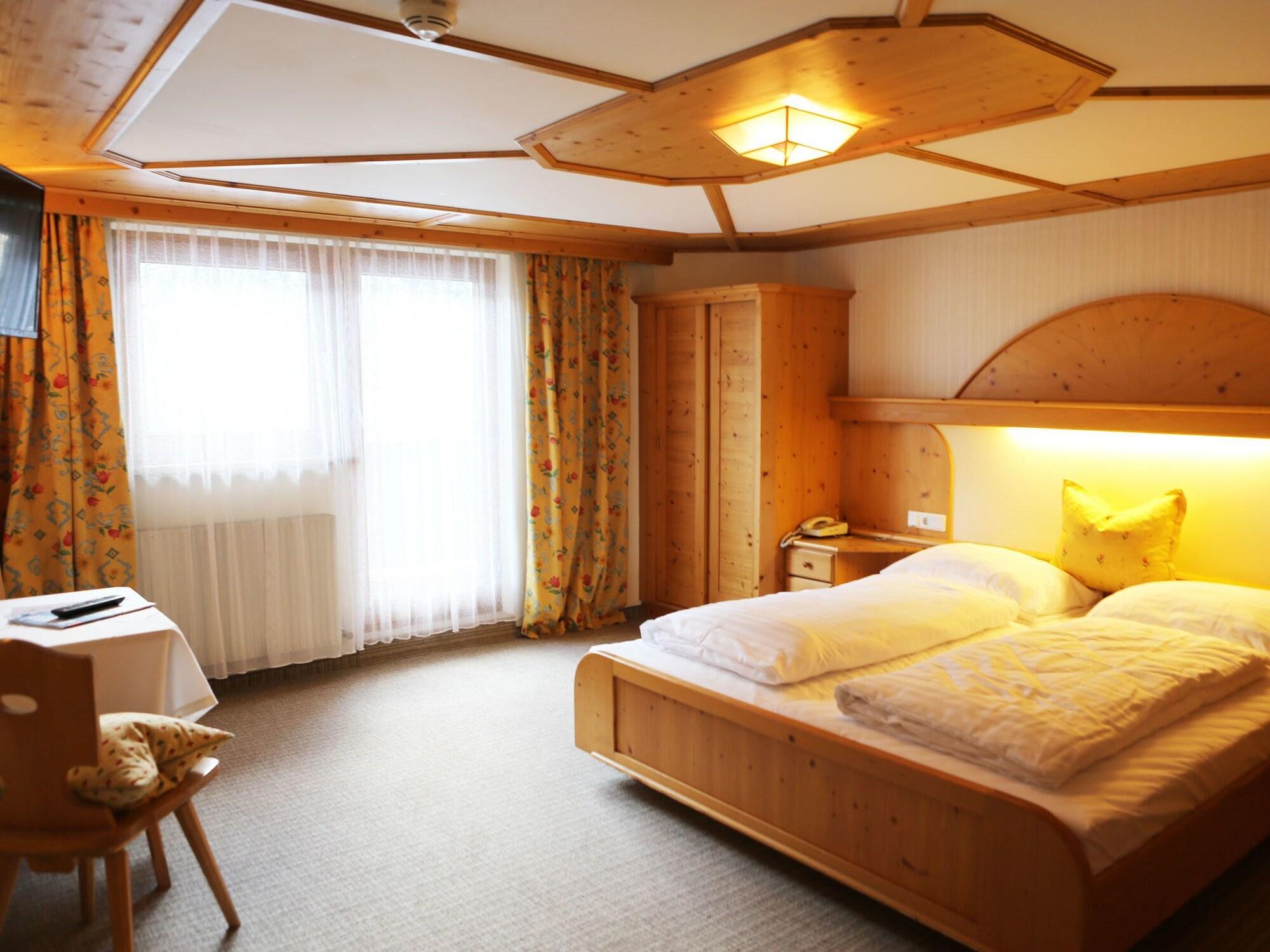 Gasthof Pension Madseiterhof Tux Zewnętrze zdjęcie