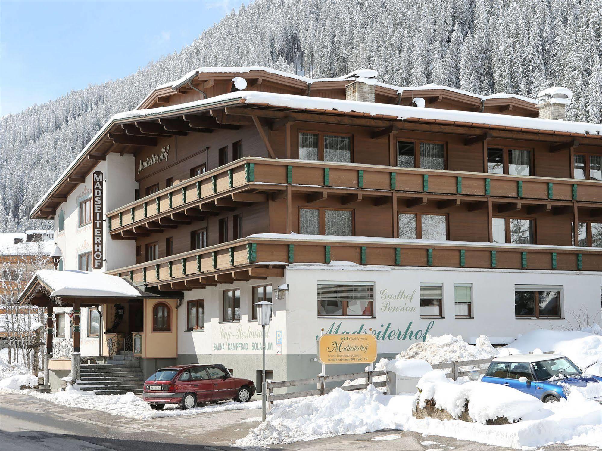 Gasthof Pension Madseiterhof Tux Zewnętrze zdjęcie